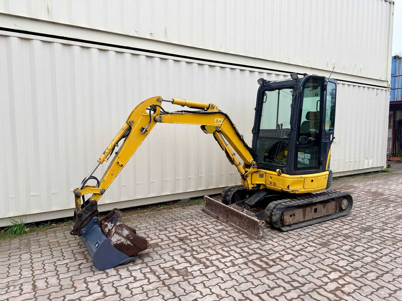 KOMATSU - PC26MR-3 - 2020 - MINI EXCAVATOR - Mini excavator: picture 2 KOMATSU - PC26MR-3 - 2020 - MINI EXCAVATOR - Mini excavator: picture 2