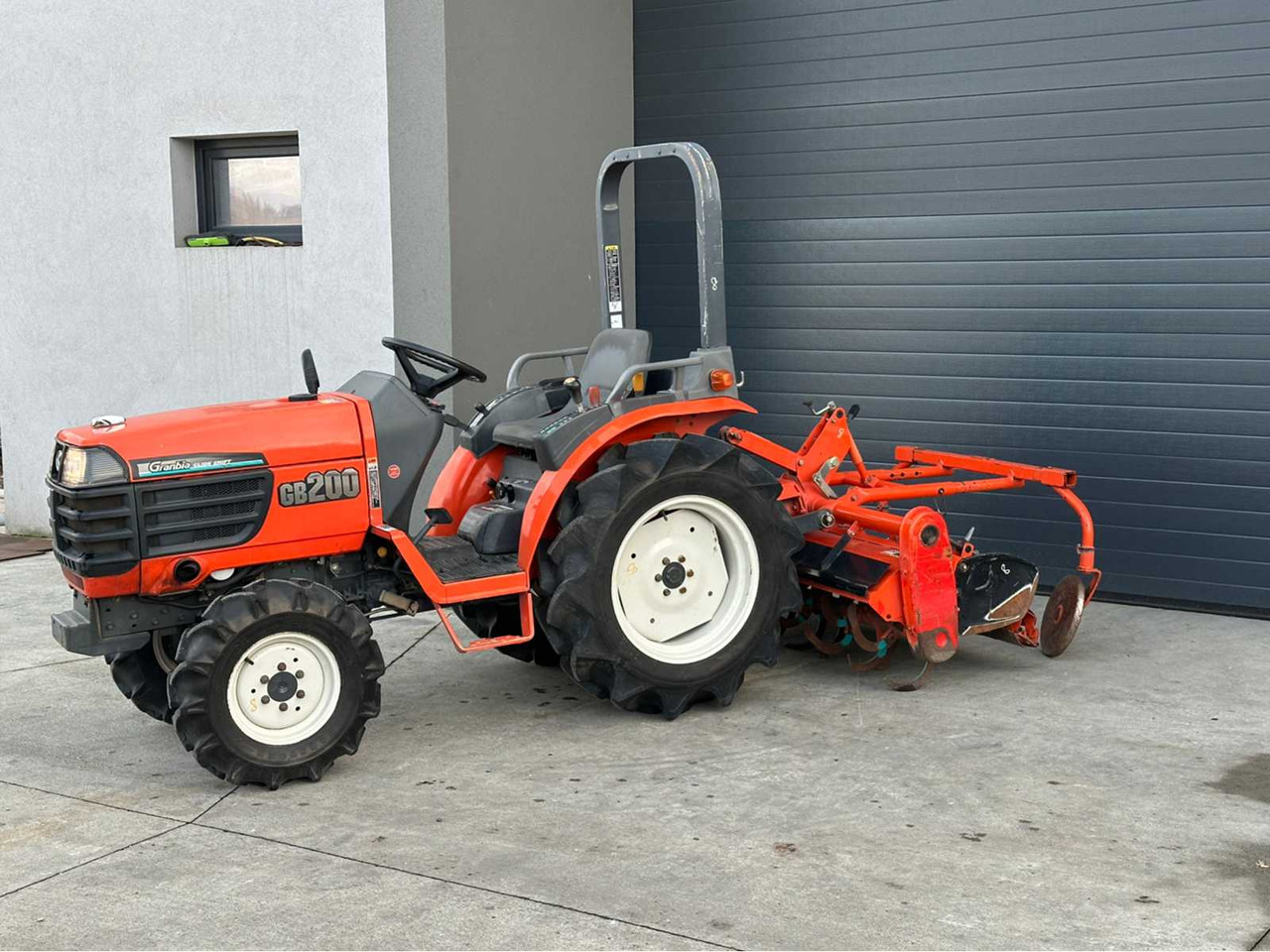 KUBOTA - GB200 - 4-WHEEL DRIVE TRACTOR - Farm tractor: picture 2 KUBOTA - GB200 - 4-WHEEL DRIVE TRACTOR - Farm tractor: picture 2