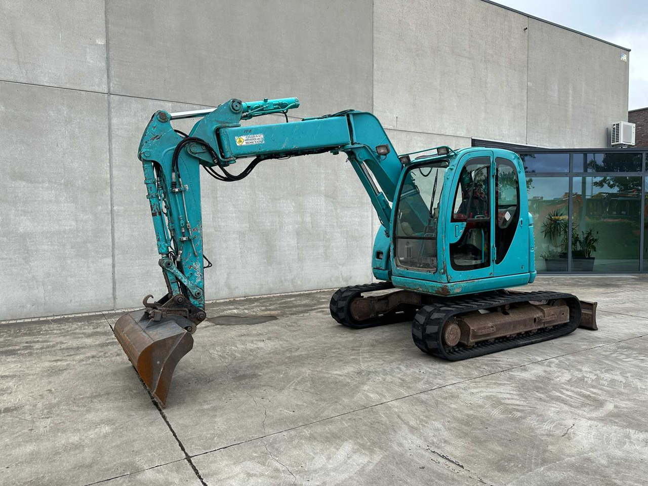 Kobelco SK70SR - Crawler excavator: picture 1 Kobelco SK70SR - Crawler excavator: picture 1