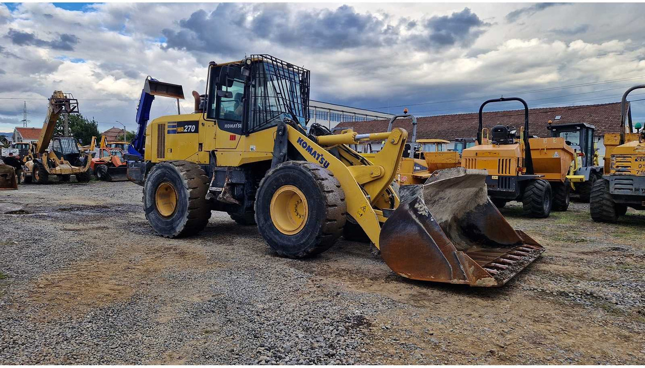 Komatsu WA270-7 - Wheel loader: picture 2 Komatsu WA270-7 - Wheel loader: picture 2