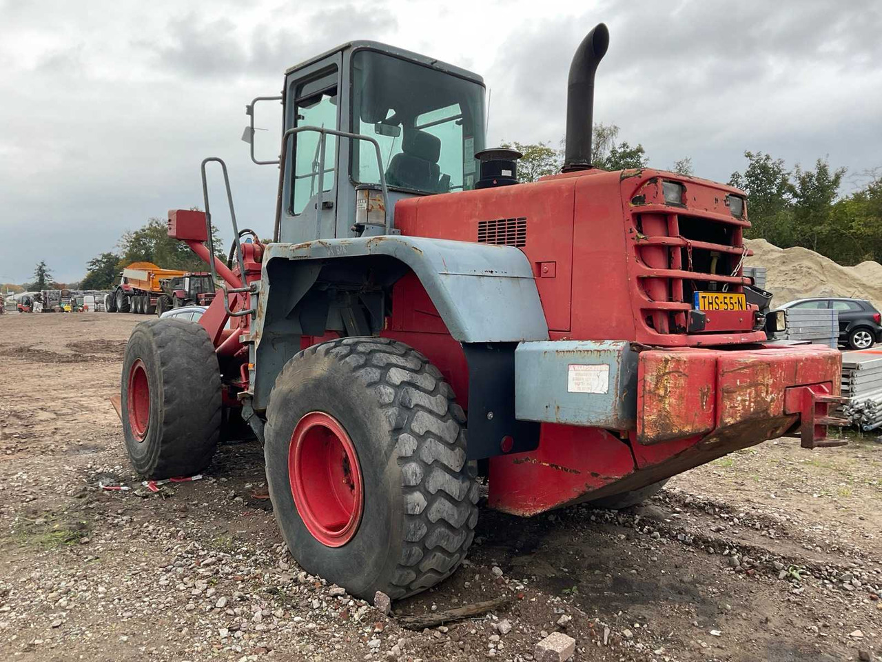 Komatsu WH320-3H - Wheel loader: picture 2 Komatsu WH320-3H - Wheel loader: picture 2