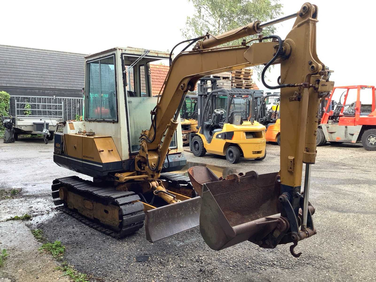 Komatsu pc30 - Mini excavator: picture 4 Komatsu pc30 - Mini excavator: picture 4