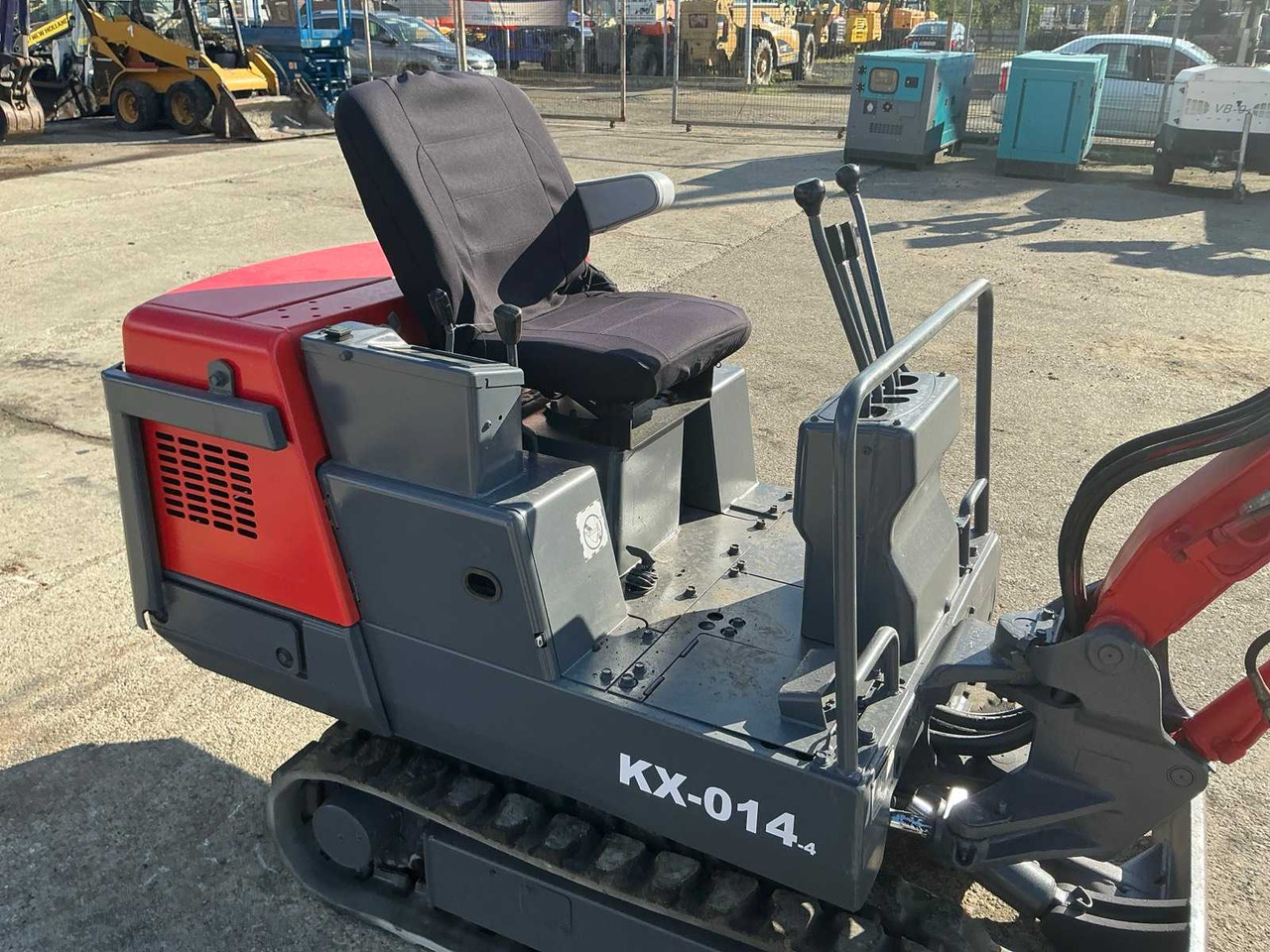 Mini excavator Kubota KX-014: picture 23