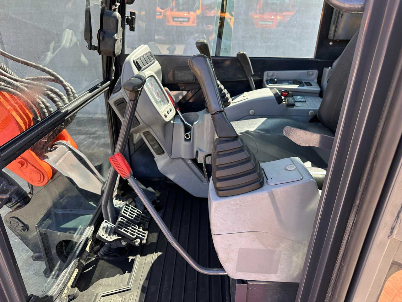 Crawler excavator Kubota KX155-5: picture 34