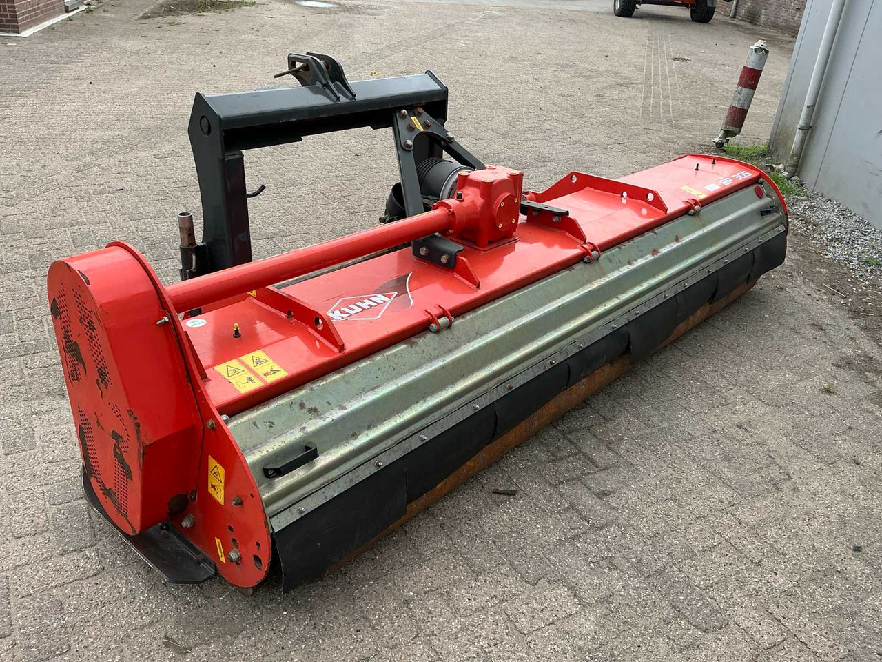 Kuhn BP305 - Flail mower: picture 1 Kuhn BP305 - Flail mower: picture 1