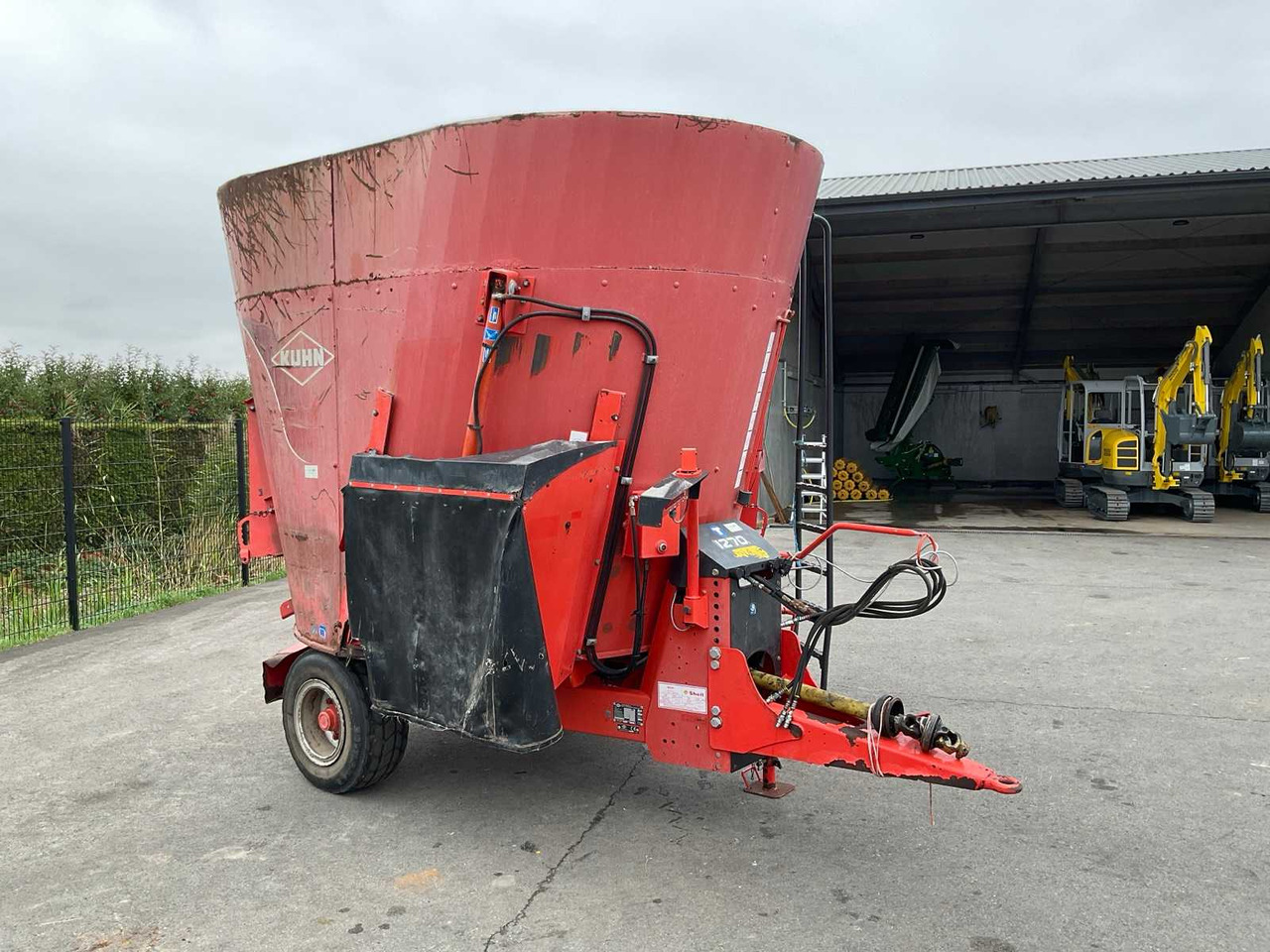 Kuhn Euromix 1270 - Forage mixer wagon: picture 1 Kuhn Euromix 1270 - Forage mixer wagon: picture 1