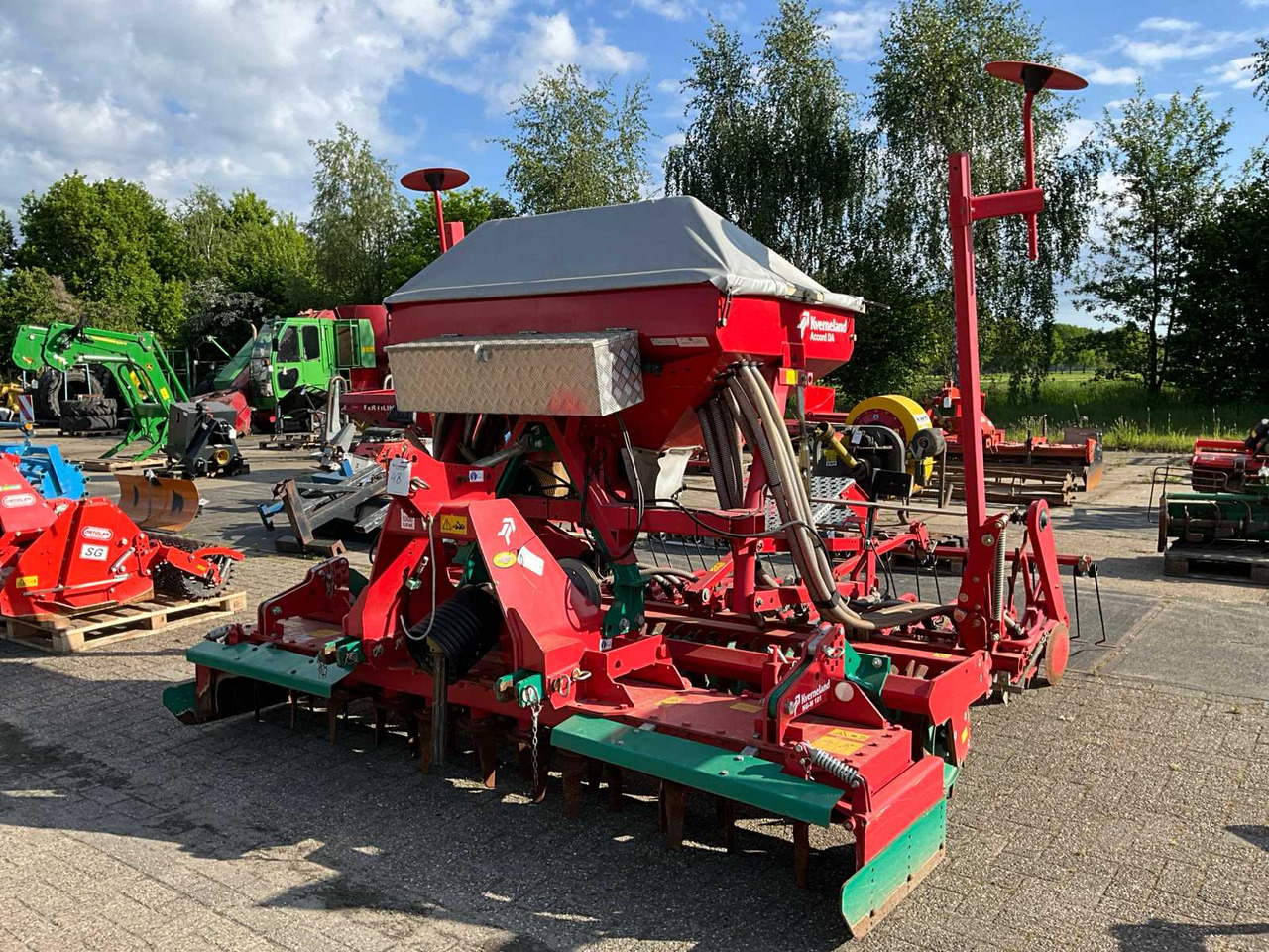 Kvernelamd NG-M 101 / ACCORD DA - Sowing equipment: picture 1 Kvernelamd NG-M 101 / ACCORD DA - Sowing equipment: picture 1