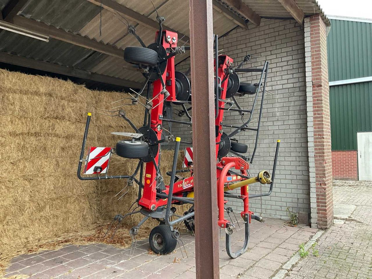 Kverneland Fanex 903 - Hay and forage equipment: picture 3 Kverneland Fanex 903 - Hay and forage equipment: picture 3