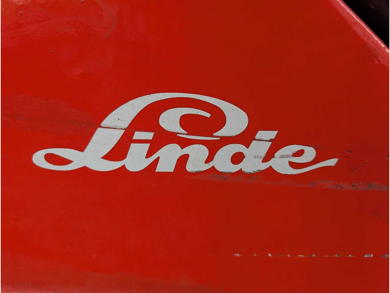 LINDE - E40P - 1995 - ELECTRIC FORKLIFT - Forklift: picture 2 LINDE - E40P - 1995 - ELECTRIC FORKLIFT - Forklift: picture 2