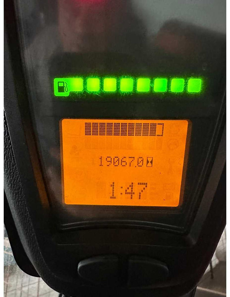 LINDE - H80D-02 - FORKLIFT TRUCKS - 2012 - Forklift: picture 3 LINDE - H80D-02 - FORKLIFT TRUCKS - 2012 - Forklift: picture 3