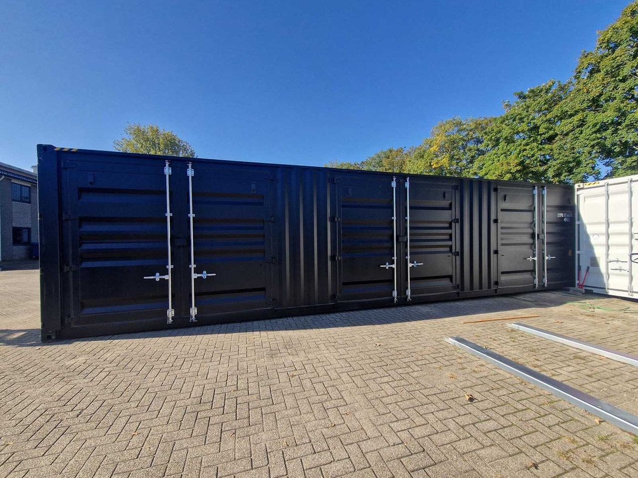 LYPU 40ft high cube zeecontainer met zijdeuren - Shipping container: picture 4 LYPU 40ft high cube zeecontainer met zijdeuren - Shipping container: picture 4