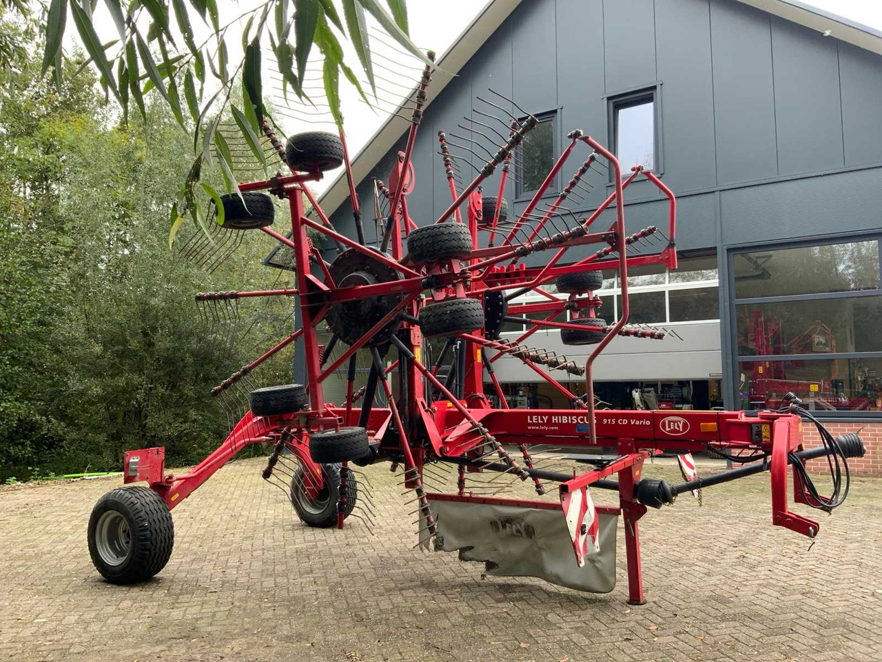 Lely Hibiscus 915 CD Vario - Hay and forage equipment: picture 5 Lely Hibiscus 915 CD Vario - Hay and forage equipment: picture 5