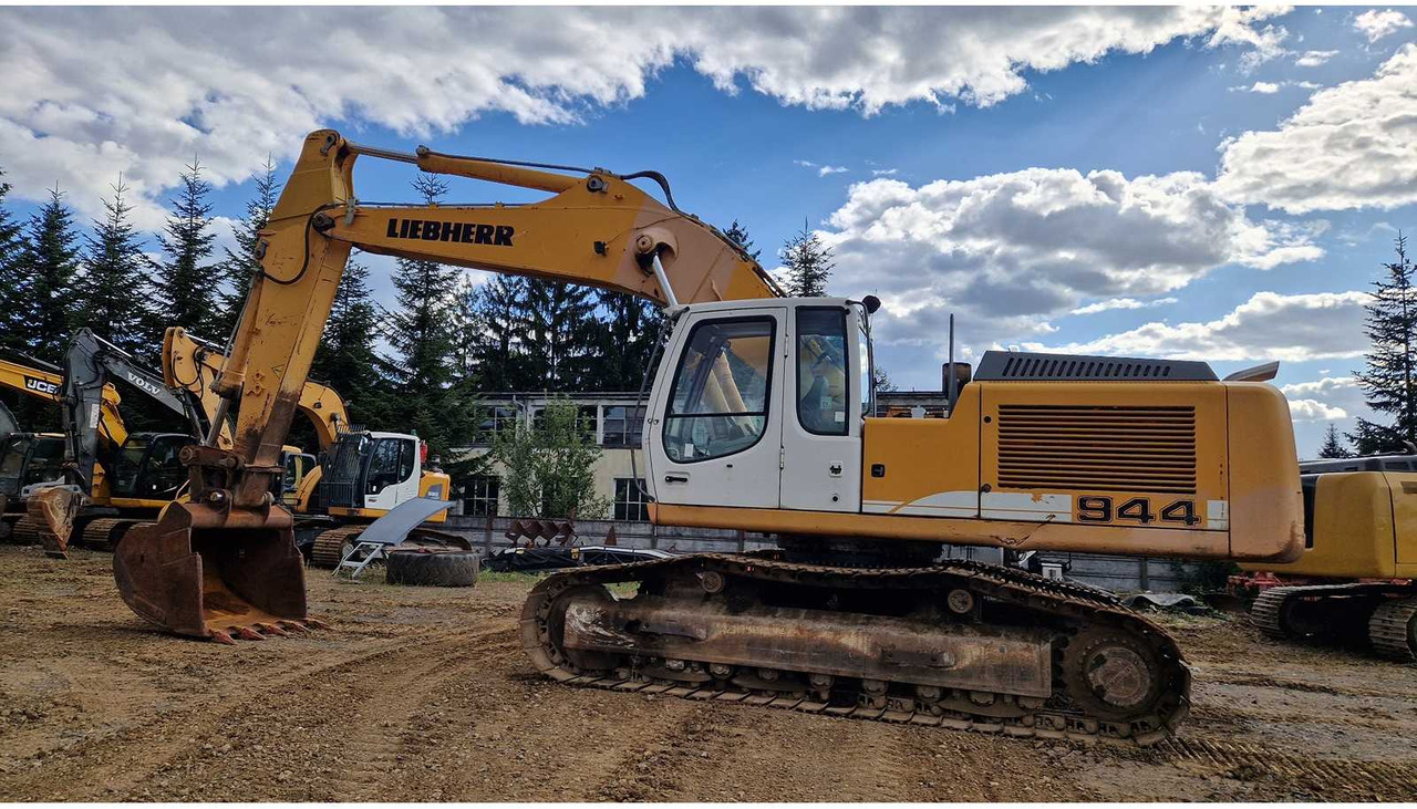 Liebherr R944C - Crawler excavator: picture 2 Liebherr R944C - Crawler excavator: picture 2