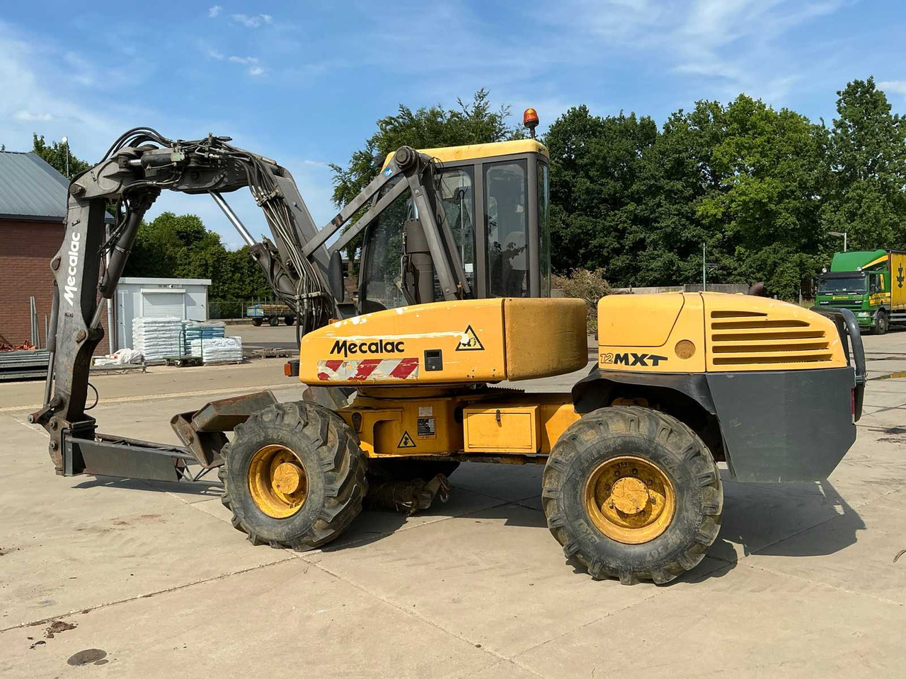 Mecalac 12MXT - Backhoe loader: picture 2 Mecalac 12MXT - Backhoe loader: picture 2