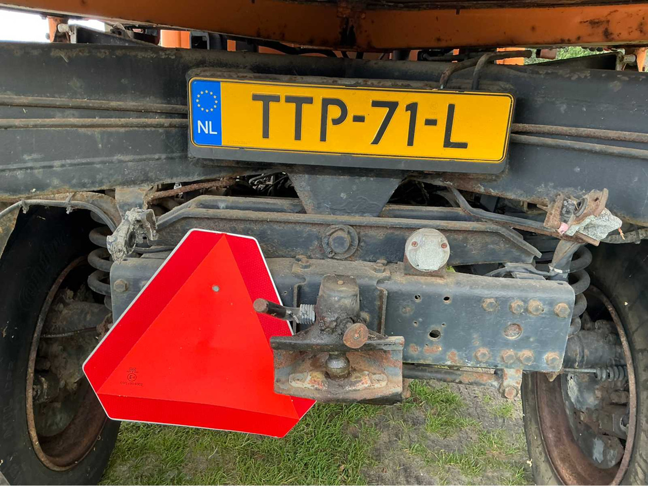 Farm trailer Mercedes-benz Unimog 406: picture 19