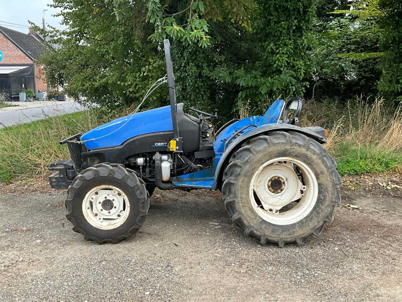 New Holland TCE50 - Mini tractor: picture 2 New Holland TCE50 - Mini tractor: picture 2
