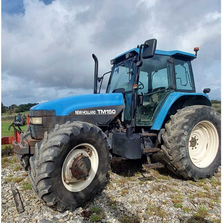 New Holland TM150 - Farm tractor: picture 1 New Holland TM150 - Farm tractor: picture 1