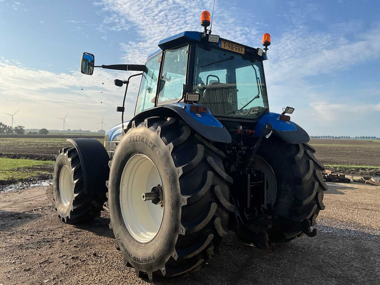 Farm tractor New holland TM165: picture 9