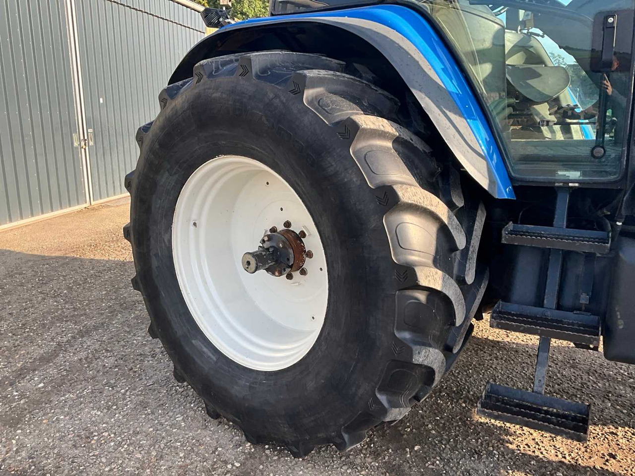 Farm tractor New holland TM165: picture 27