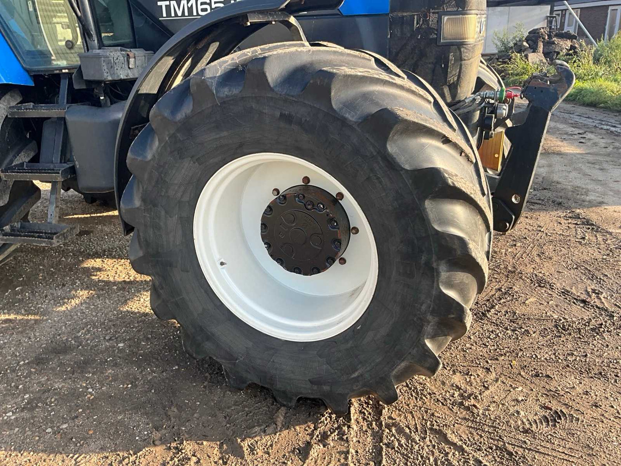 Farm tractor New holland TM165: picture 26