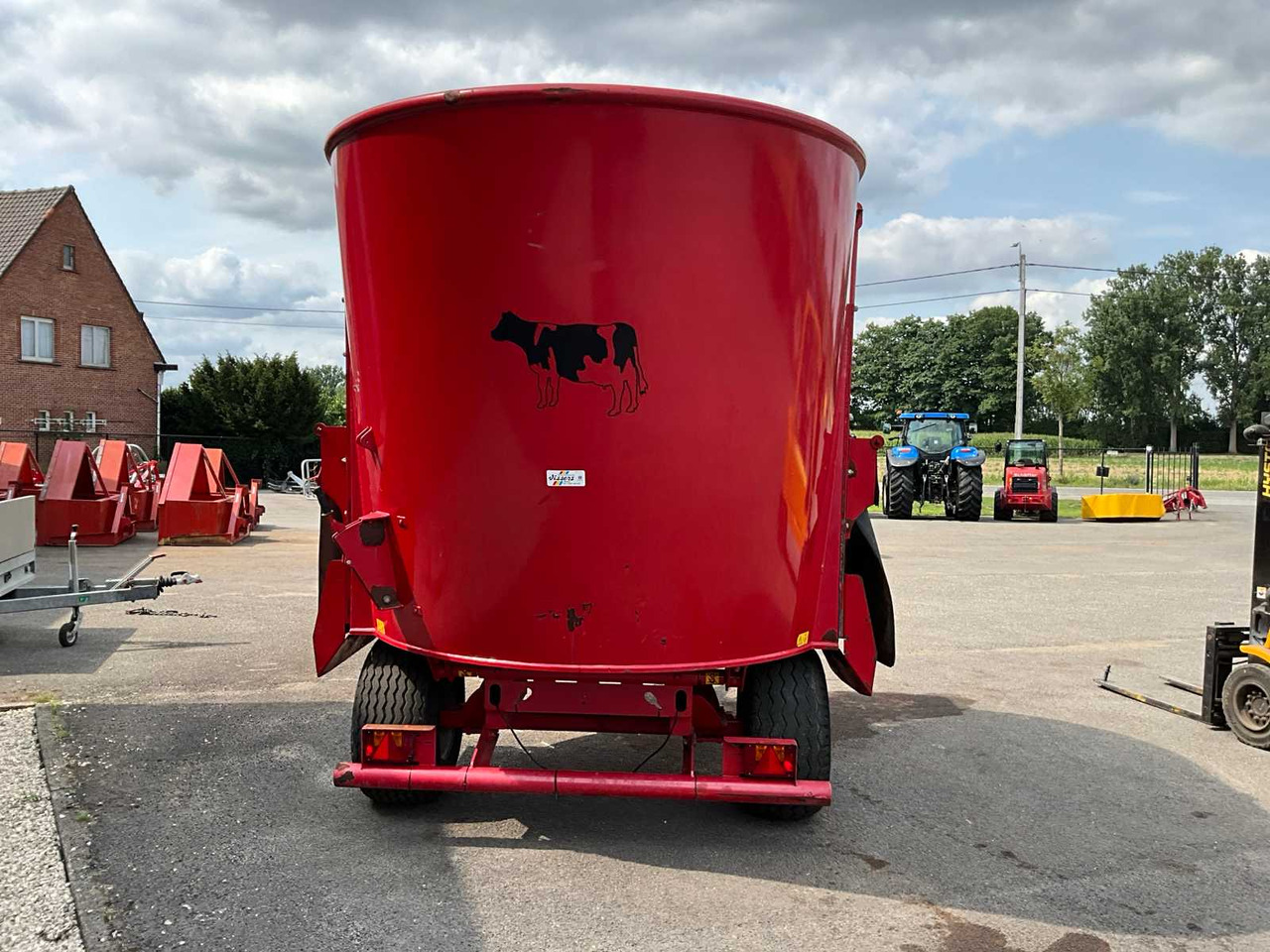 Peecon Biga VME120 - Forage mixer wagon: picture 5 Peecon Biga VME120 - Forage mixer wagon: picture 5