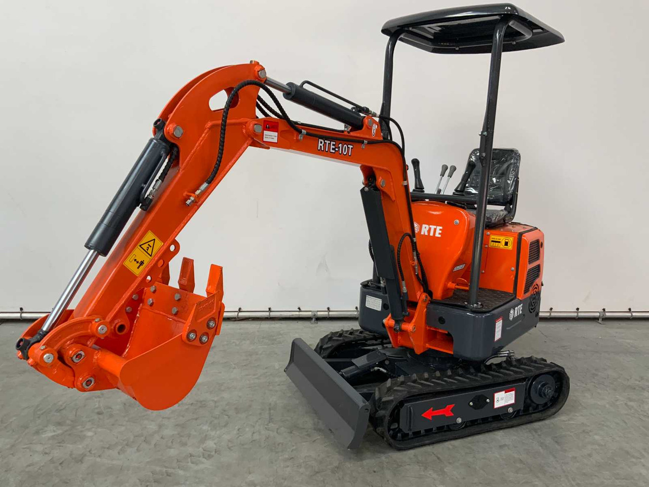 RTE CRE102 - Mini excavator: picture 4 RTE CRE102 - Mini excavator: picture 4