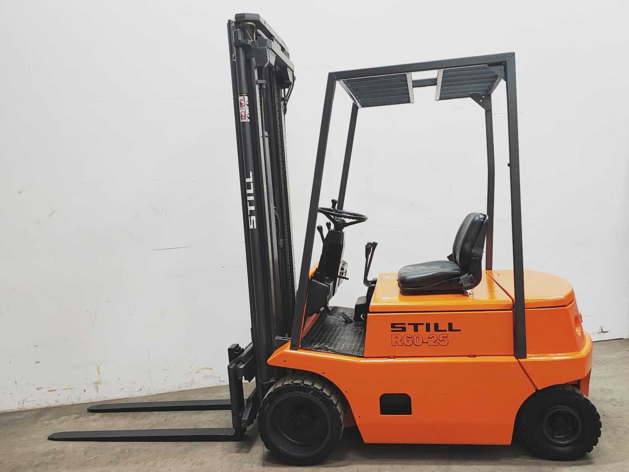STILL - 1994 - R60-25 - FORKLIFT TRUCK - Forklift: picture 4 STILL - 1994 - R60-25 - FORKLIFT TRUCK - Forklift: picture 4