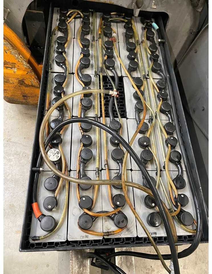 STILL - 2011 - RX 20-18 - FORKLIFT TRIPLEX - FREE-LIFT - SIDE-SHIFT - FORK SETTER - Forklift: picture 5 STILL - 2011 - RX 20-18 - FORKLIFT TRIPLEX - FREE-LIFT - SIDE-SHIFT - FORK SETTER - Forklift: picture 5