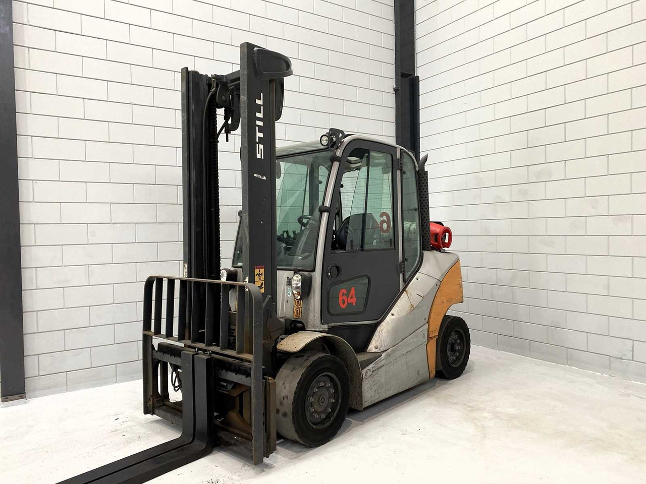 STILL - 2016 - RX 70-40 T - FORKLIFT - SIDE-SHIFT - Forklift: picture 1 STILL - 2016 - RX 70-40 T - FORKLIFT - SIDE-SHIFT - Forklift: picture 1