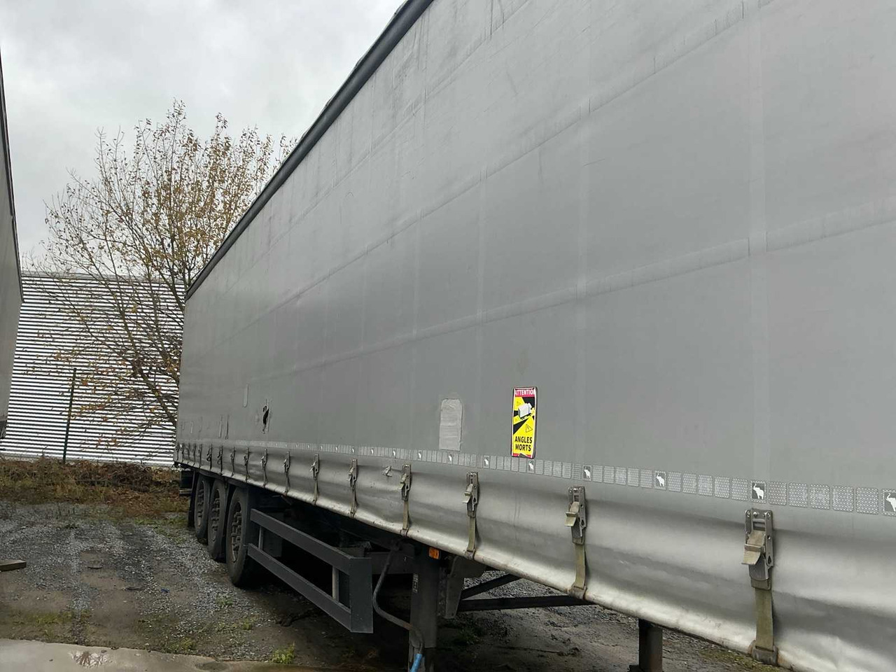 SCHMITZ CARGOBULL SCB-S3T SEMI-TRAILER - Semi-trailer: picture 5 SCHMITZ CARGOBULL SCB-S3T SEMI-TRAILER - Semi-trailer: picture 5