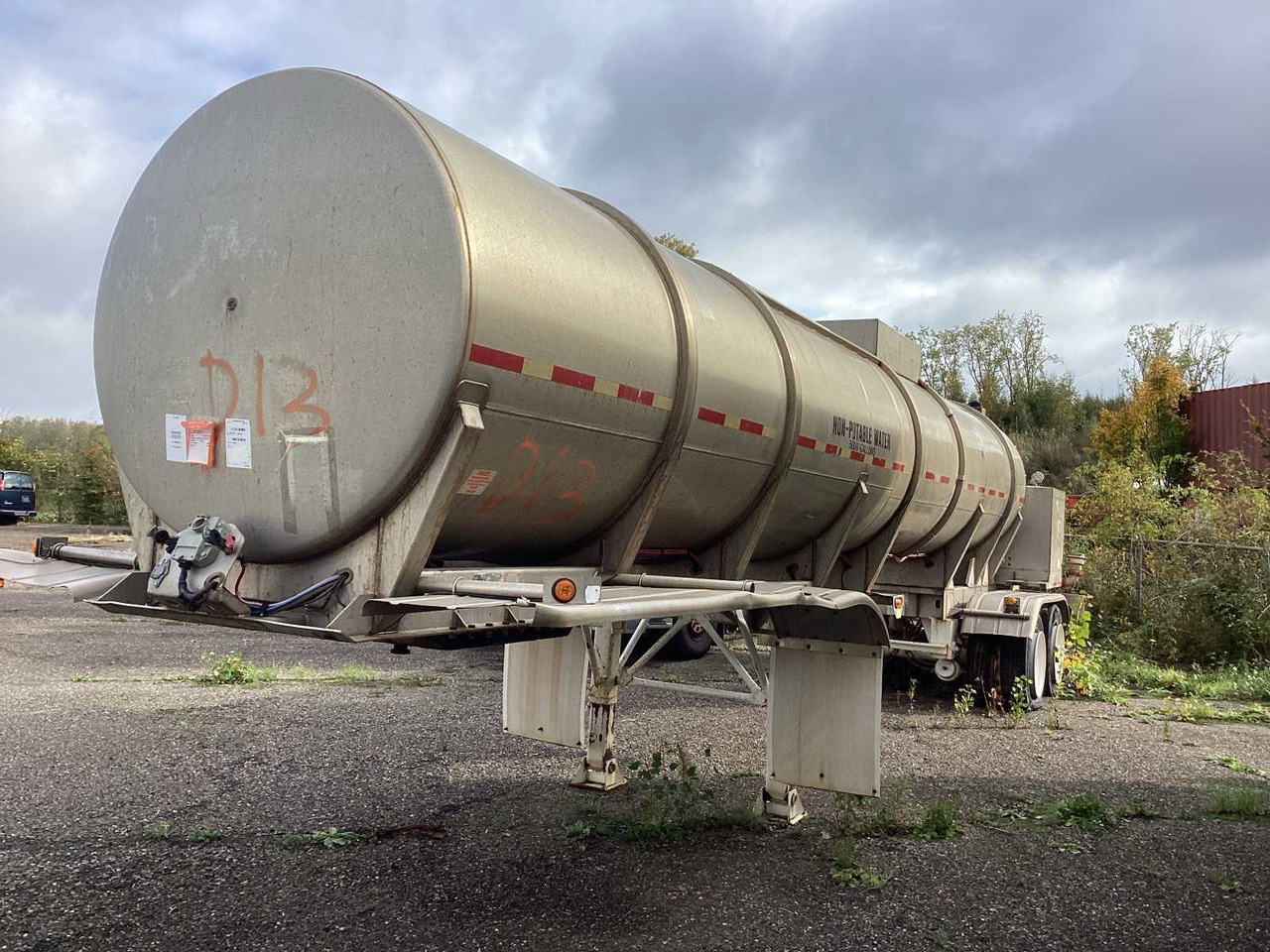 WEST MARK TANK SEMI-TRAILER - Semi-trailer: picture 1 WEST MARK TANK SEMI-TRAILER - Semi-trailer: picture 1