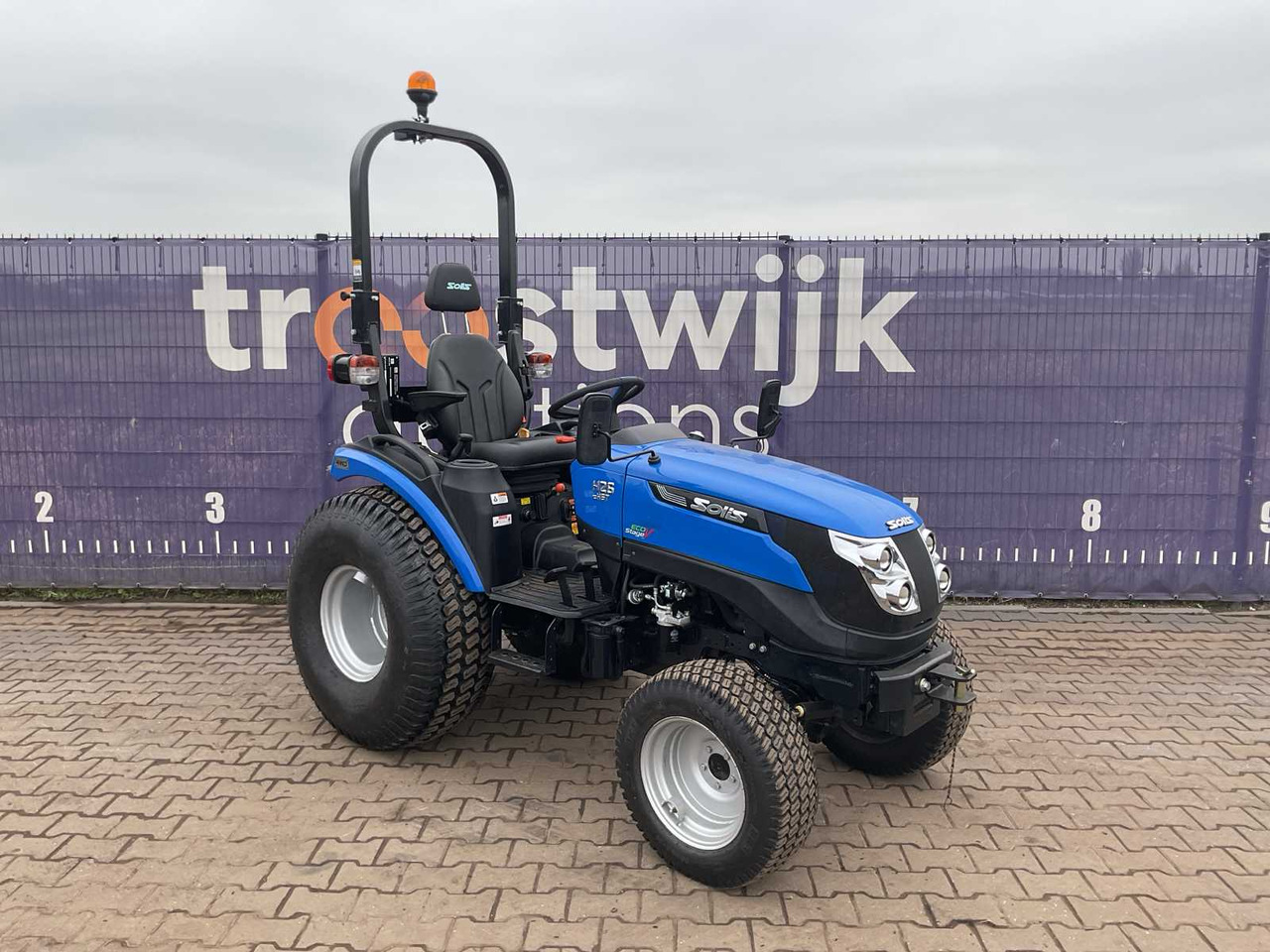 Solis H26 - Mini tractor: picture 2 Solis H26 - Mini tractor: picture 2