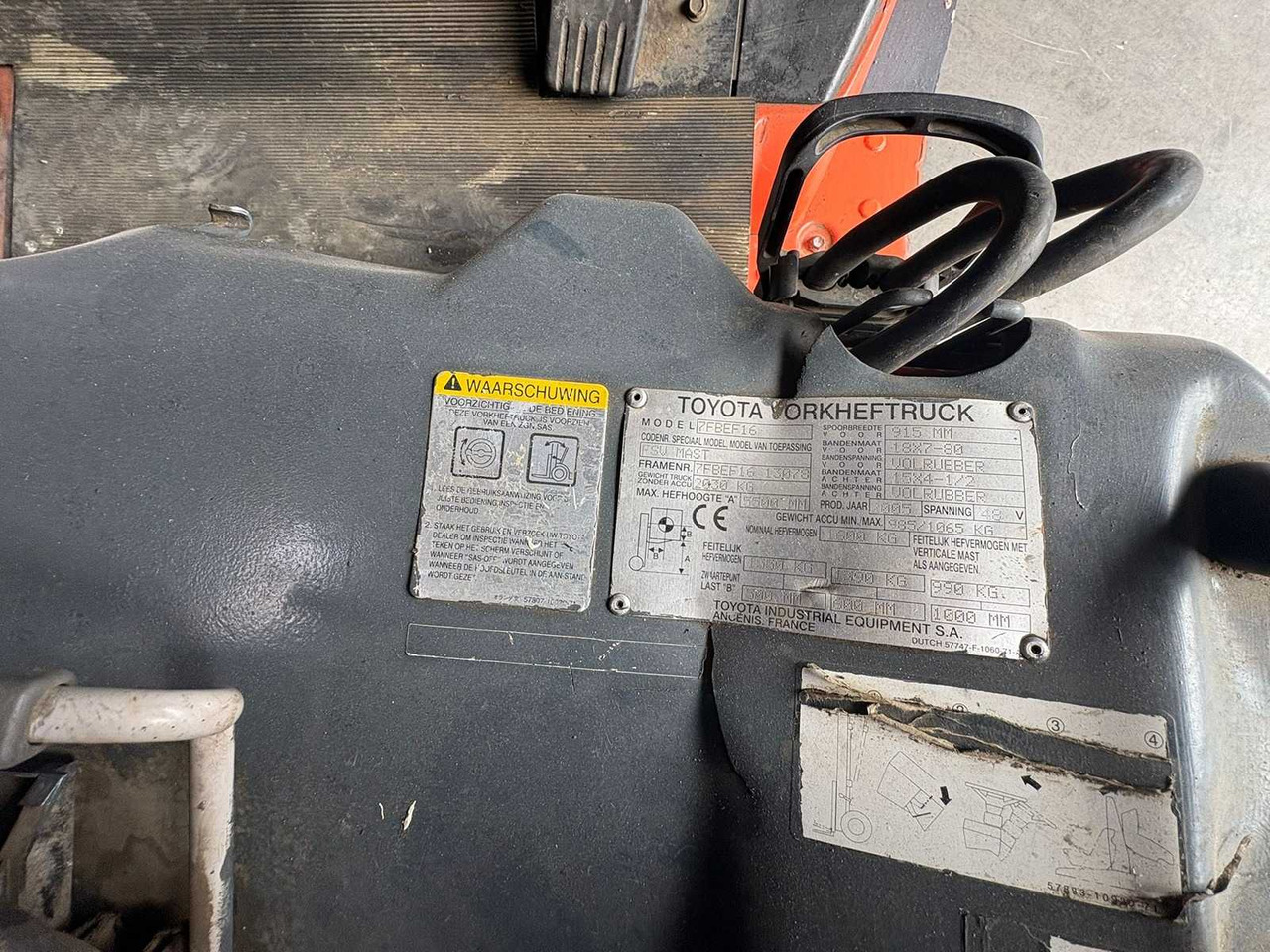 TOYOTA - 2005 - 7FBEF16 - FORKLIFT TRUCK - Forklift: picture 5 TOYOTA - 2005 - 7FBEF16 - FORKLIFT TRUCK - Forklift: picture 5