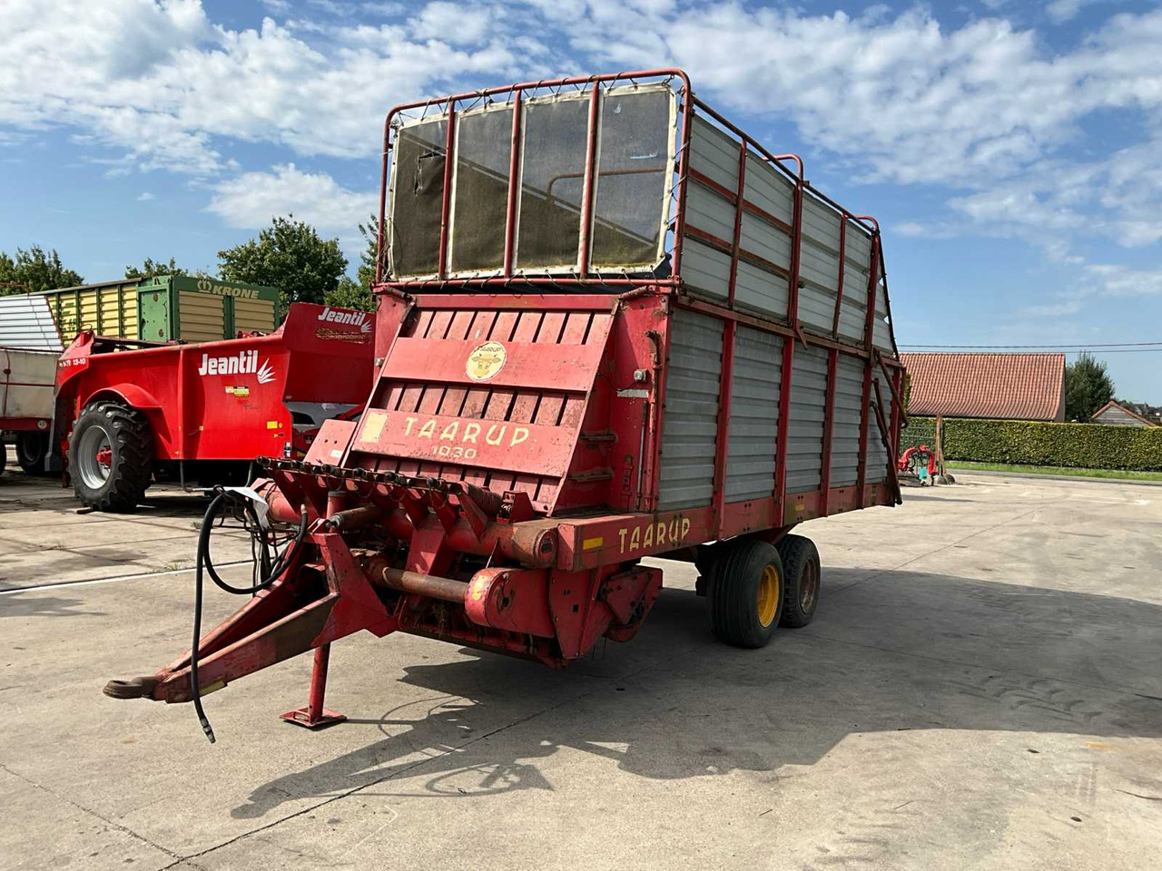 Taarup 1030 - Self-loading wagon: picture 1 Taarup 1030 - Self-loading wagon: picture 1
