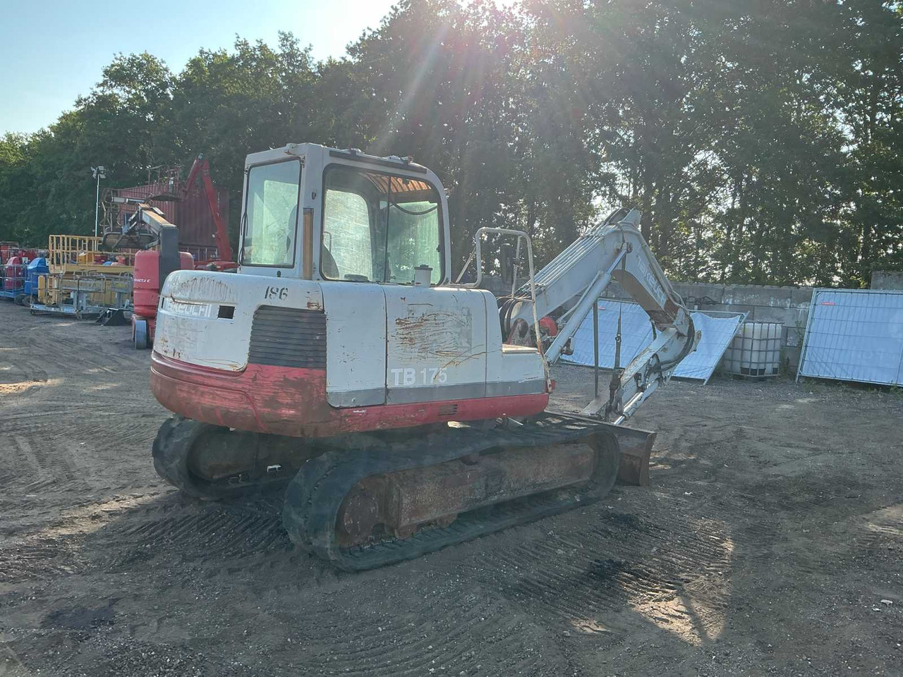 Takeuchi TB175 - Crawler excavator: picture 4 Takeuchi TB175 - Crawler excavator: picture 4