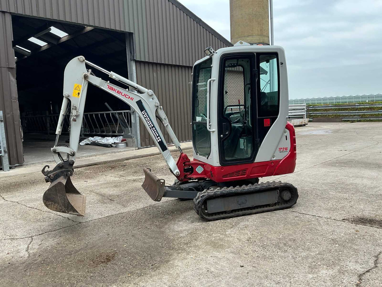 Takeuchi TB216 - Mini excavator: picture 2 Takeuchi TB216 - Mini excavator: picture 2