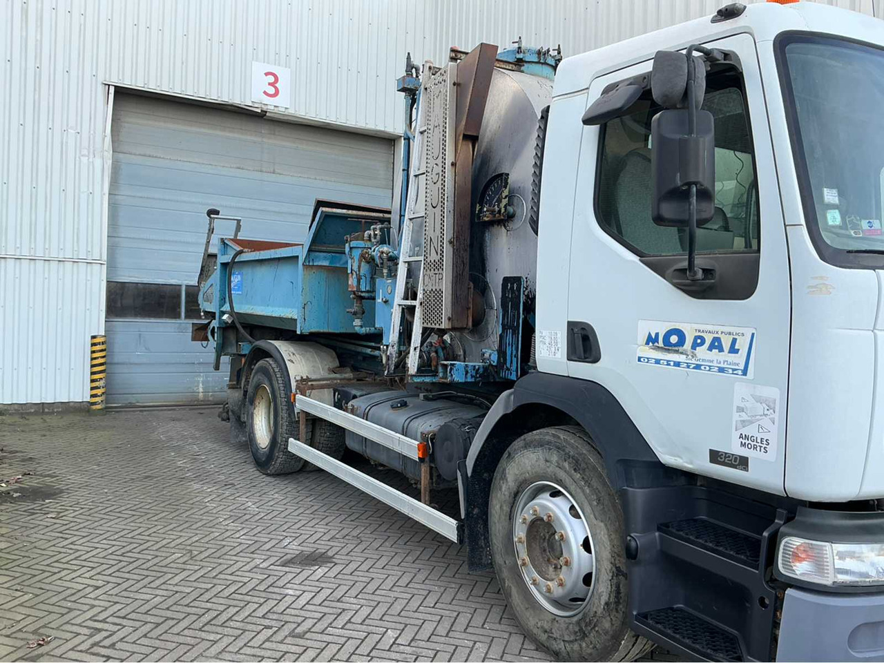 2001 RENAULT 22 AVA 320 DCI TRUCK - Truck: picture 5 2001 RENAULT 22 AVA 320 DCI TRUCK - Truck: picture 5