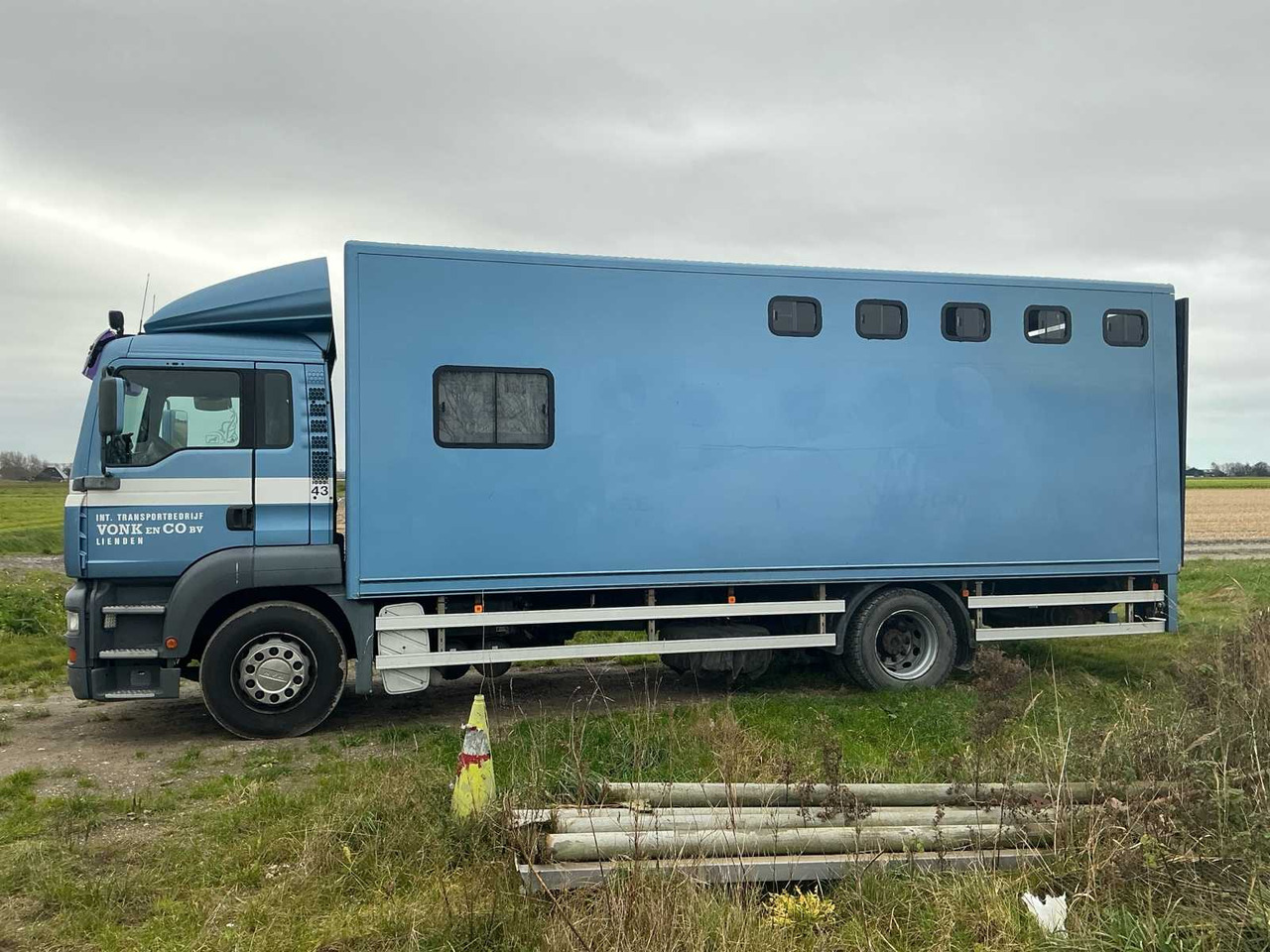 2004 MAN H09 CATTLE TRUCK - Truck: picture 3 2004 MAN H09 CATTLE TRUCK - Truck: picture 3
