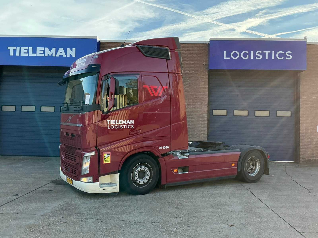 2019 VOLVO FH SEMI-TRAILER TRACTOR - Truck: picture 1 2019 VOLVO FH SEMI-TRAILER TRACTOR - Truck: picture 1