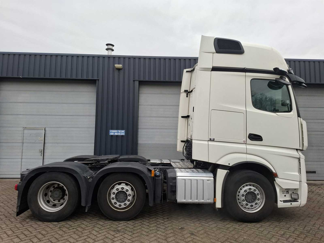 2022 MERCEDES-BENZ ACTROS 2545 6X2 GIGASPACE TRUCK - Truck: picture 3 2022 MERCEDES-BENZ ACTROS 2545 6X2 GIGASPACE TRUCK - Truck: picture 3