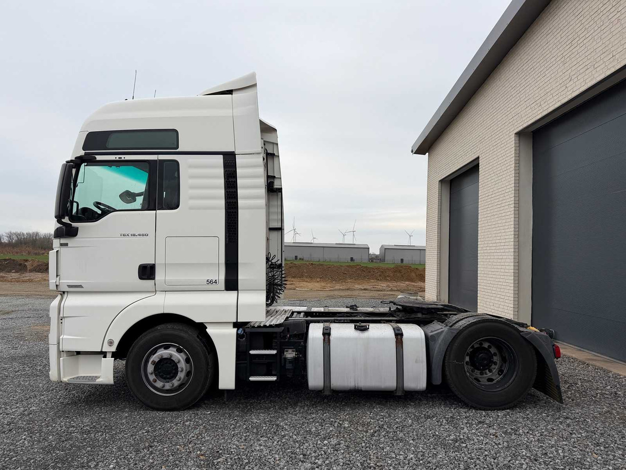 MAN - TGX 18.460 - 2018 - TRACTOR UNIT - Truck: picture 5 MAN - TGX 18.460 - 2018 - TRACTOR UNIT - Truck: picture 5