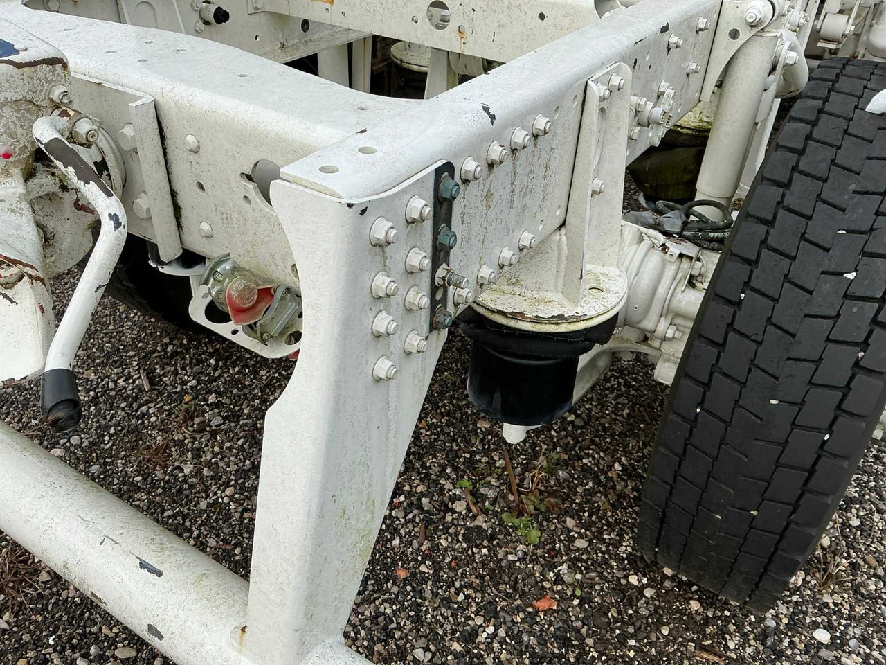 MAN TRUCK SPARE PARTS DISPENSER - Truck: picture 4 MAN TRUCK SPARE PARTS DISPENSER - Truck: picture 4