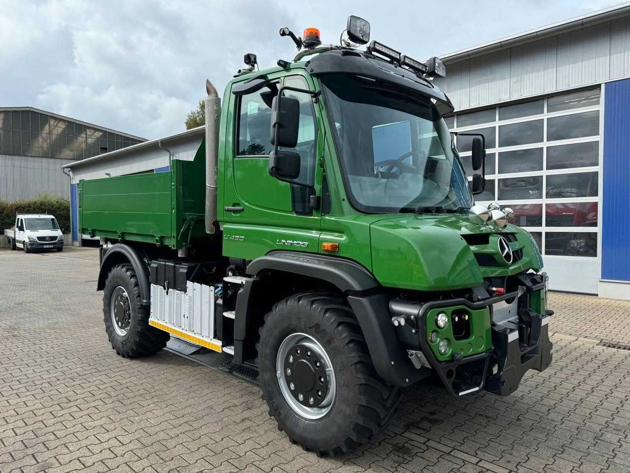 UNIMOG - 2018 - U430 - DUMPER - Mini dumper: picture 2 UNIMOG - 2018 - U430 - DUMPER - Mini dumper: picture 2
