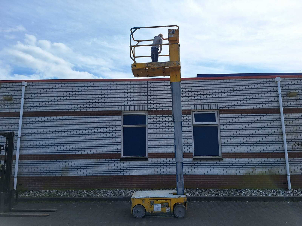 Upright TM 12 - Aerial platform: picture 5 Upright TM 12 - Aerial platform: picture 5