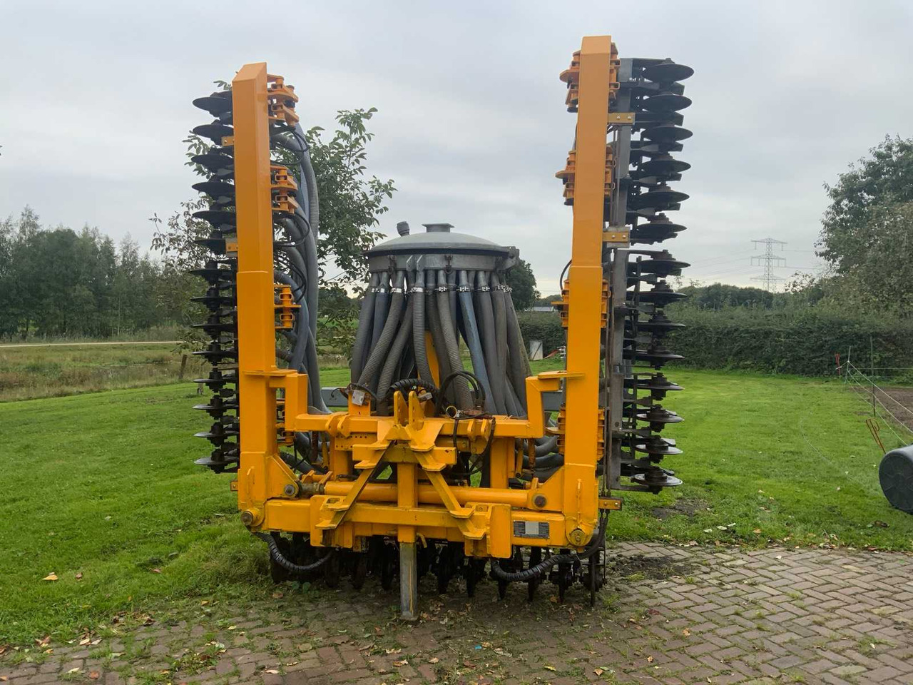 Veenhuis Euroject 350 - Fertilizing equipment: picture 3 Veenhuis Euroject 350 - Fertilizing equipment: picture 3