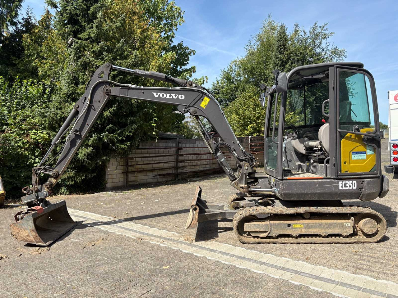 Volvo EC35D - Mini excavator: picture 2 Volvo EC35D - Mini excavator: picture 2