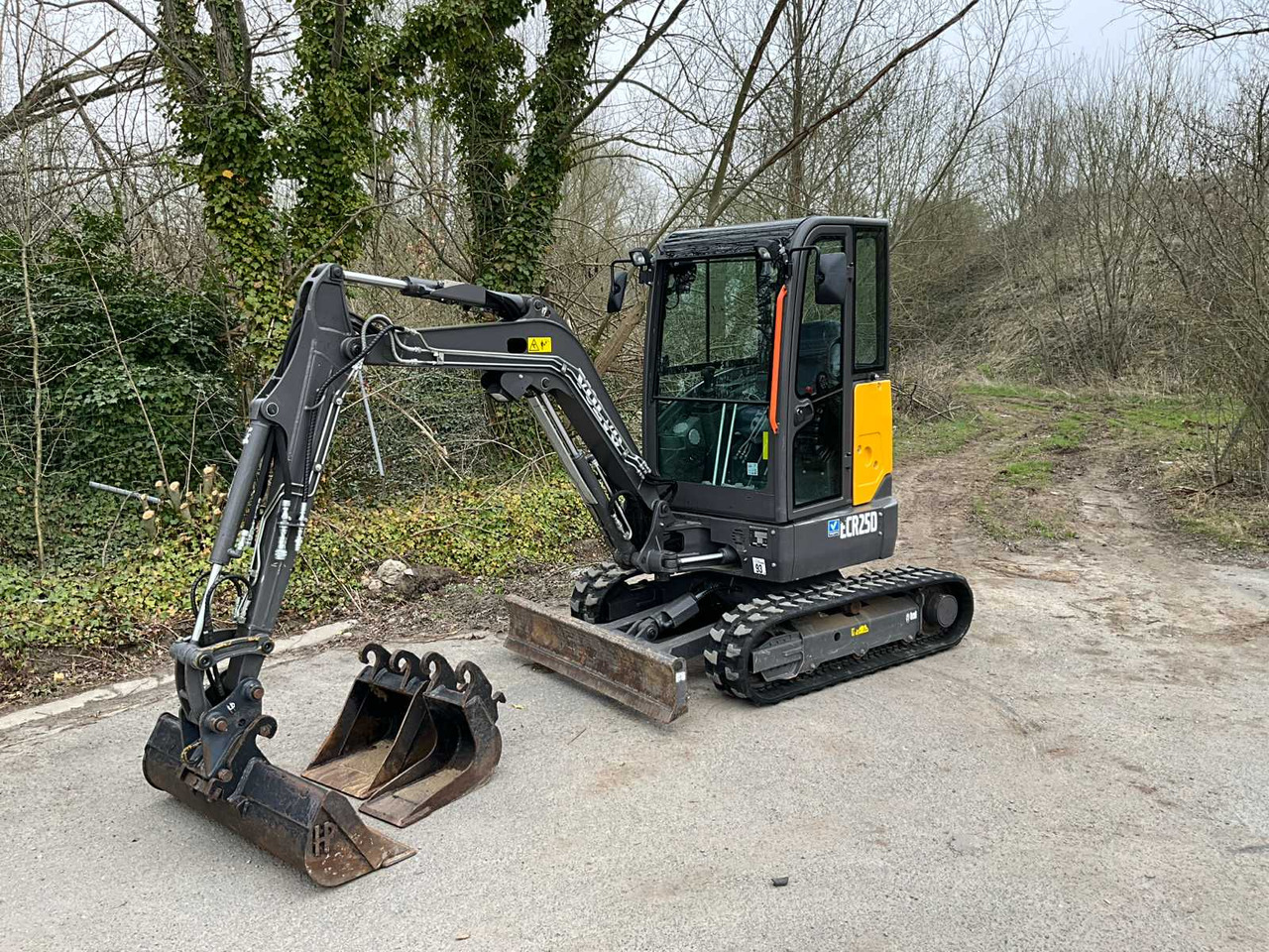 Volvo ECR25D - Mini excavator: picture 1 Volvo ECR25D - Mini excavator: picture 1