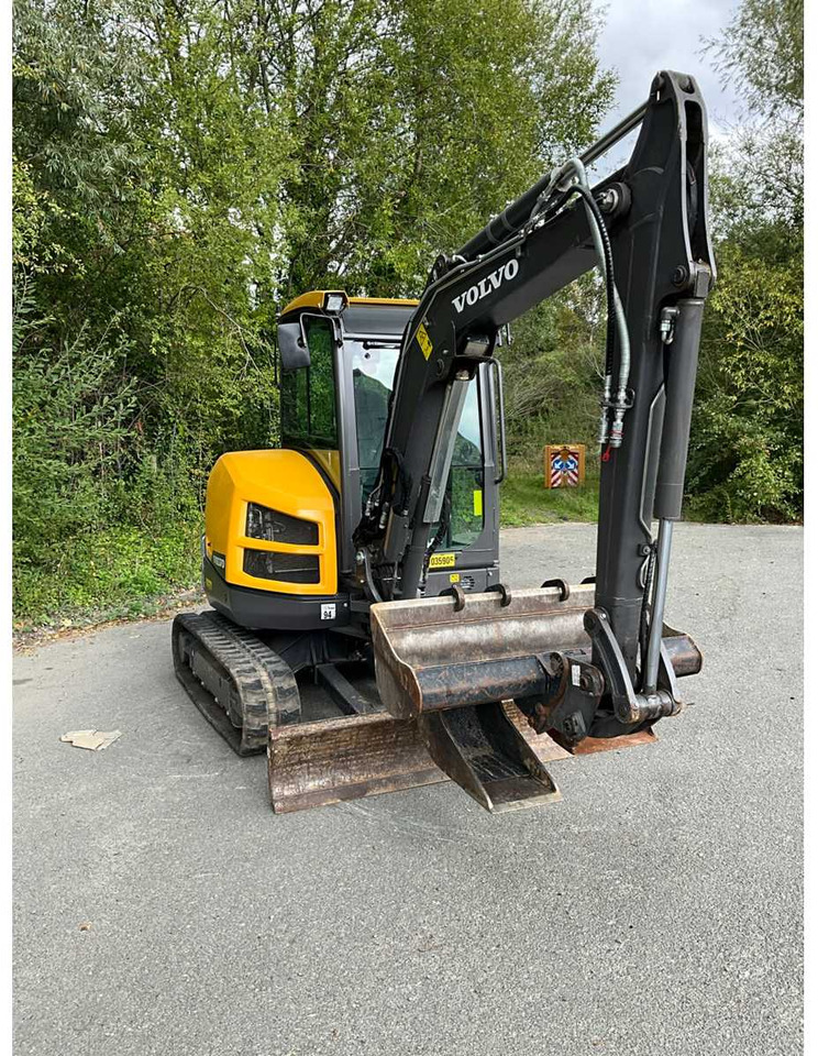 Volvo ECR35D - Mini excavator: picture 4 Volvo ECR35D - Mini excavator: picture 4