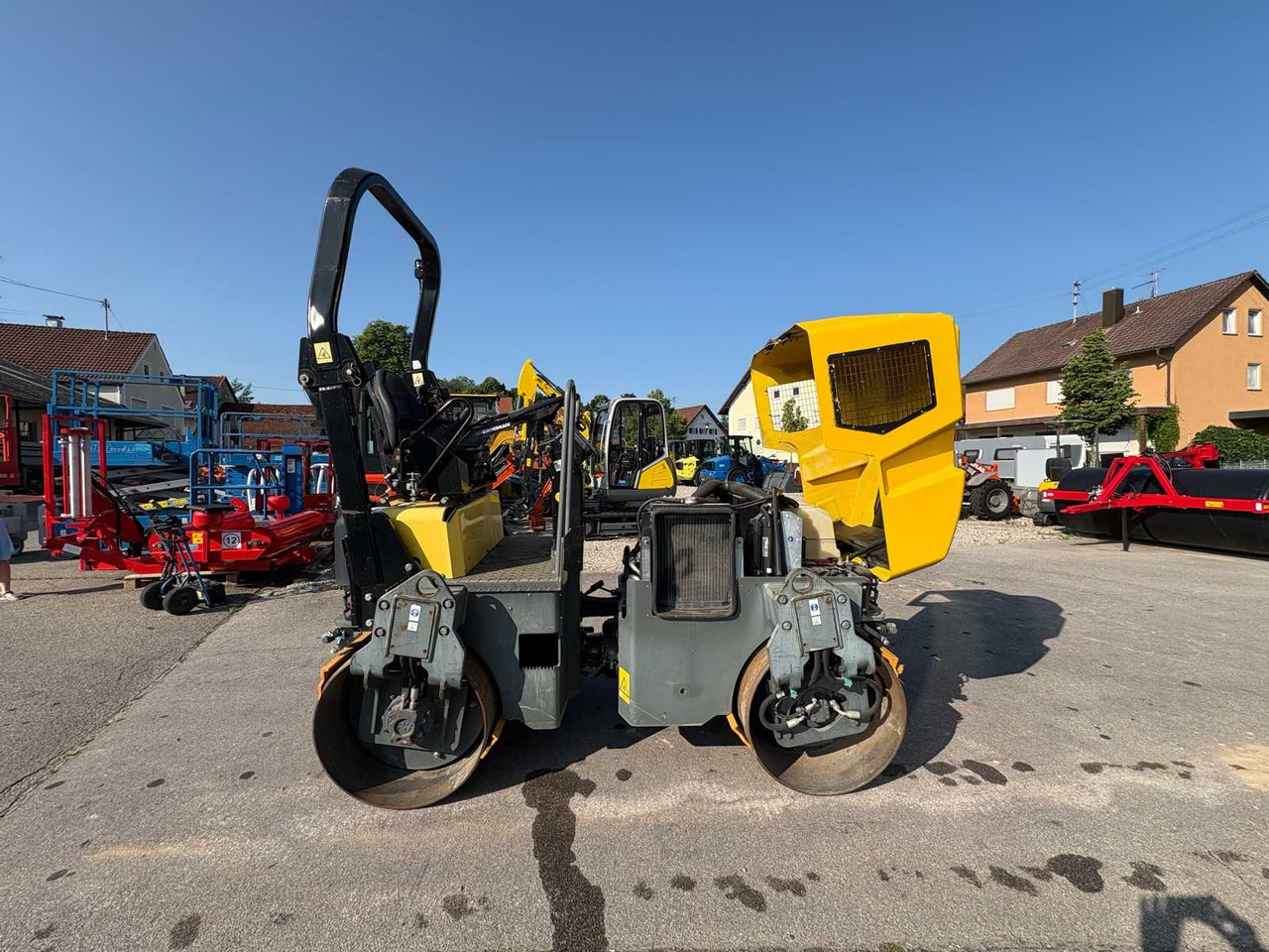 Wacker Neuson Tandemwalze RD 27-120 - Road roller: picture 4 Wacker Neuson Tandemwalze RD 27-120 - Road roller: picture 4