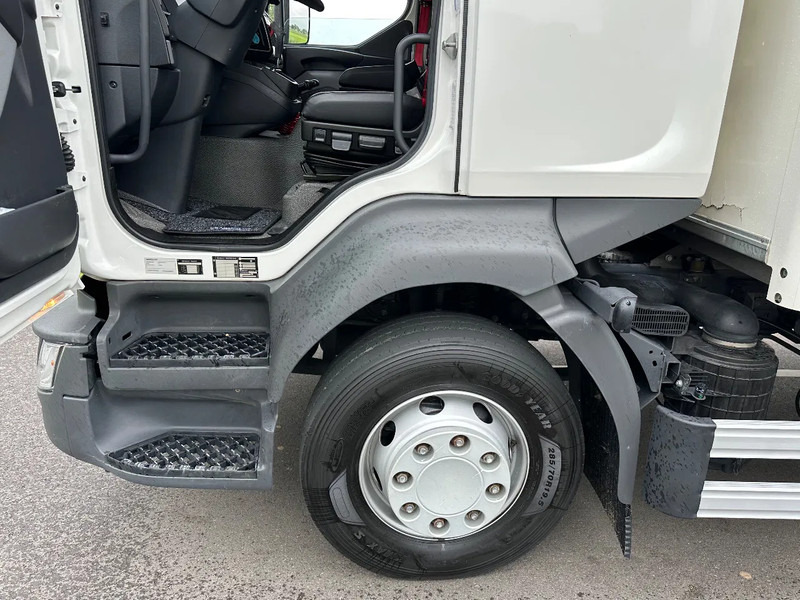 Renault D D250 DTI 8. 14T - Box truck: picture 5 Renault D D250 DTI 8. 14T - Box truck: picture 5
